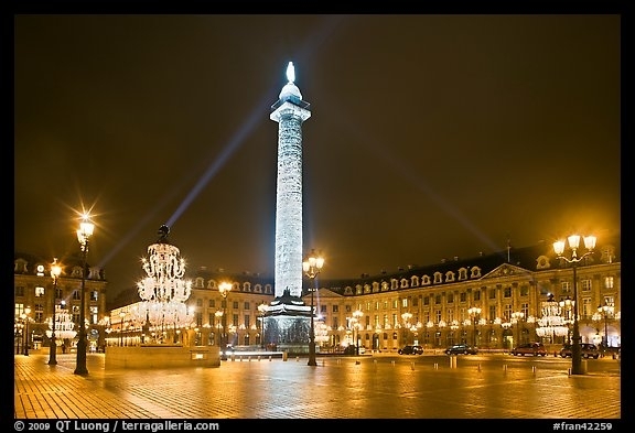 7D1485B6-4A24-449D-AB70-2D5A6C2602D6 - Place Vendome by night with Christmas lights. Paris, France